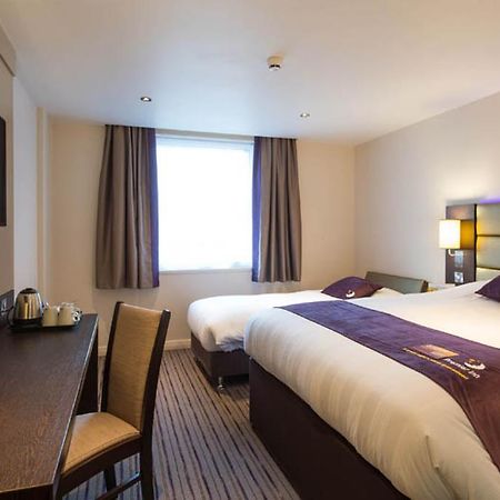 Premier Inn Barrow In Furness Экстерьер фото