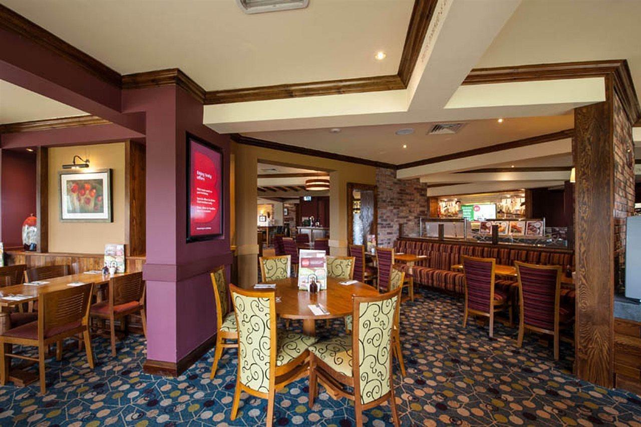 Premier Inn Barrow In Furness Экстерьер фото
